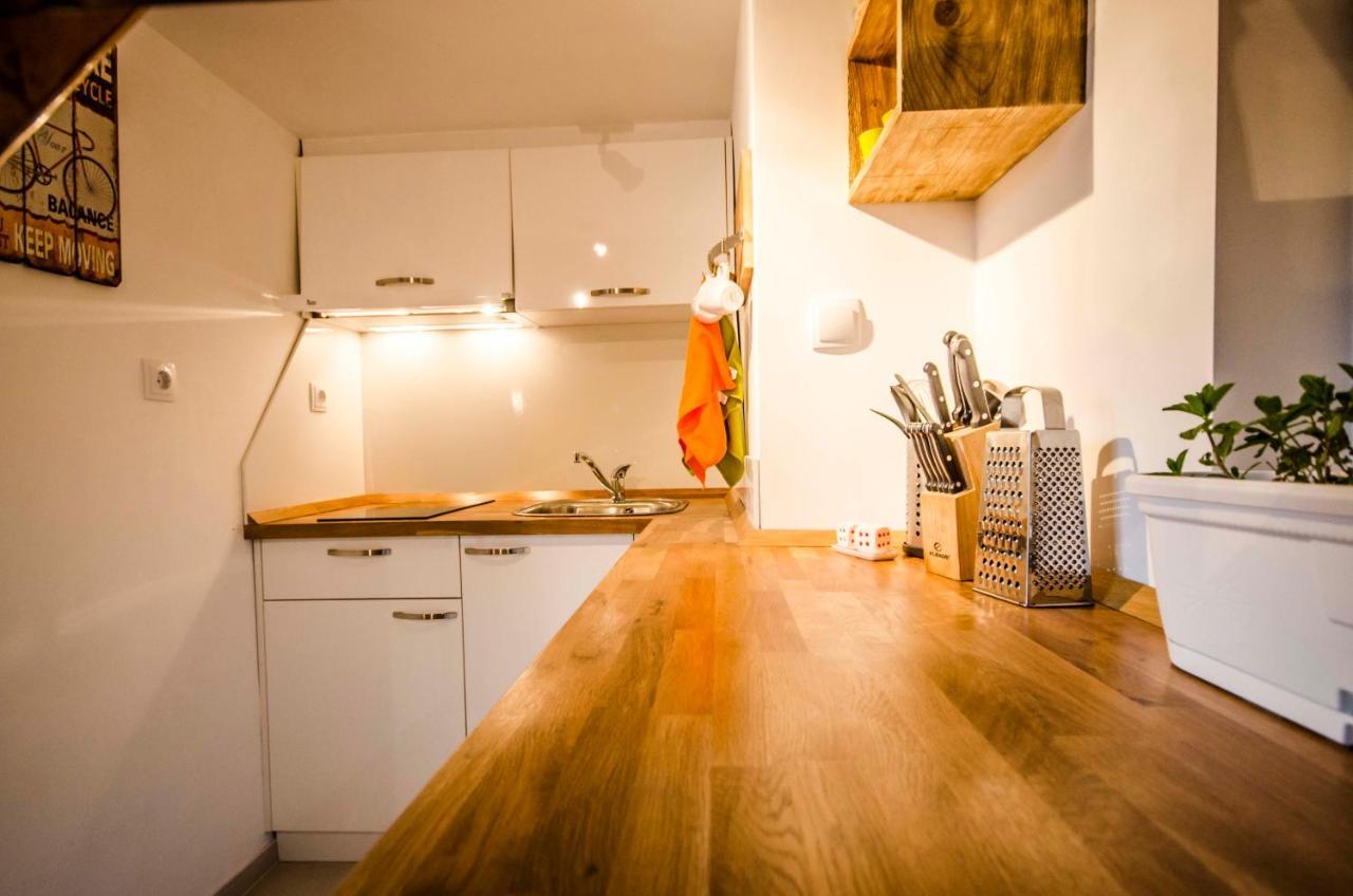 Off Vitosha Blvd Designer Studio โซเฟีย ภายนอก รูปภาพ