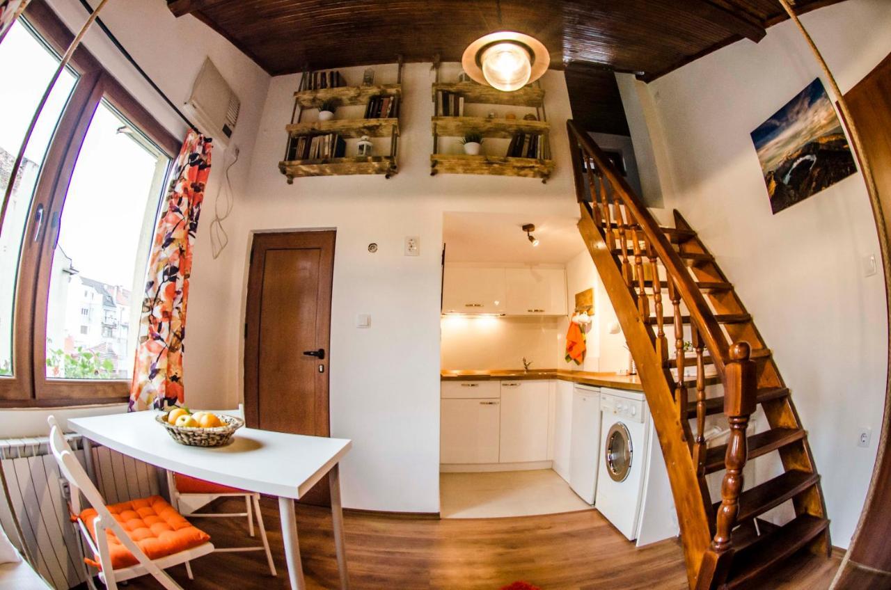 Off Vitosha Blvd Designer Studio โซเฟีย ภายนอก รูปภาพ